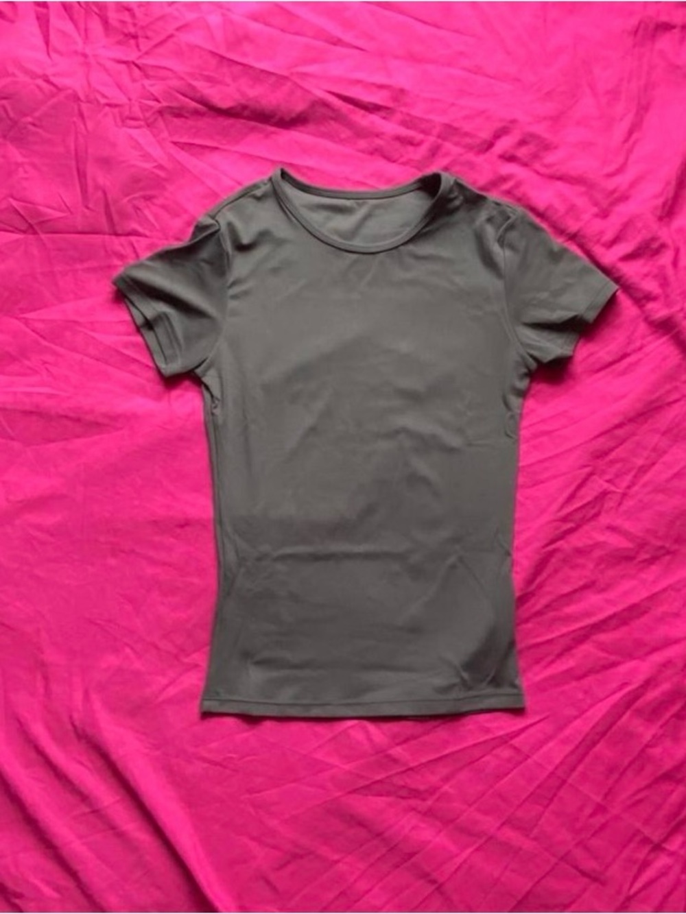 Women’s Dark Grey Short-Sleeve Crewneck Top Spandex and Polyester
